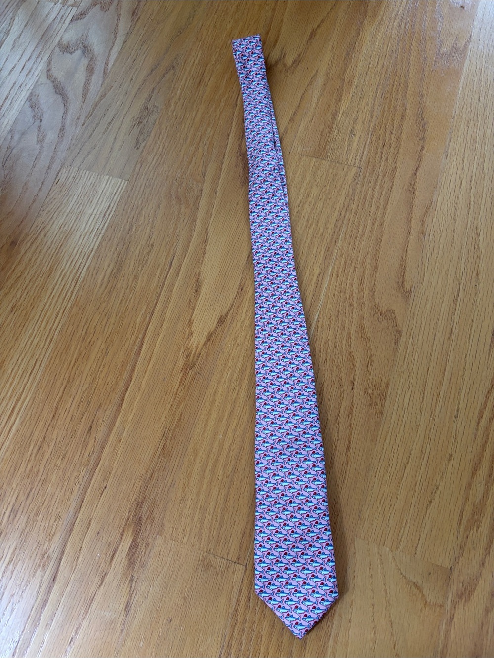 VINEYARD VINES SANTA JAWS TIE NWT Boys